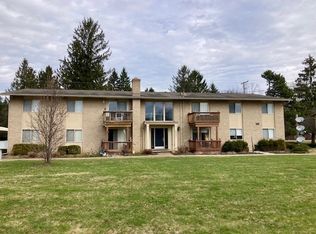 2194 Seymour Lake Rd #8, Oxford, MI 48371
