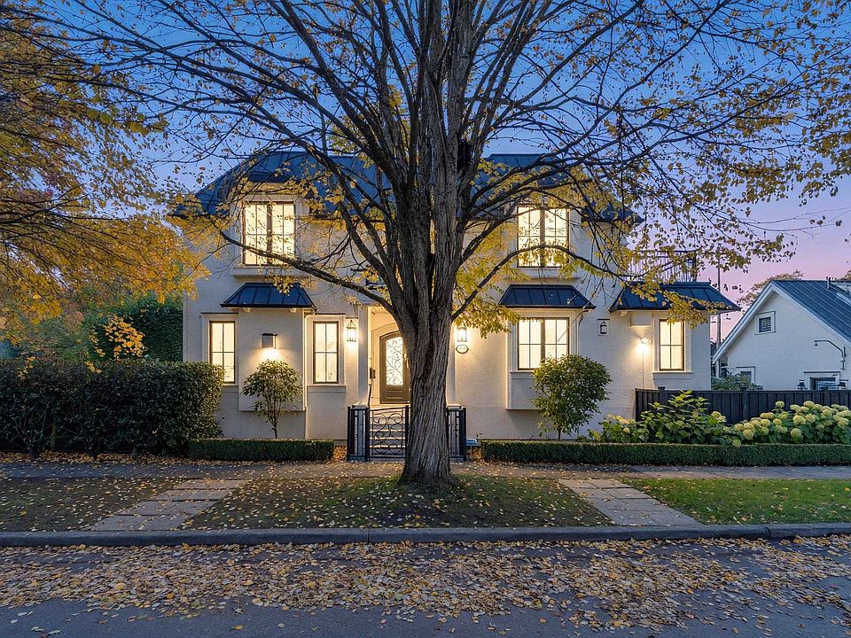 1st image of 2875 Trimble St