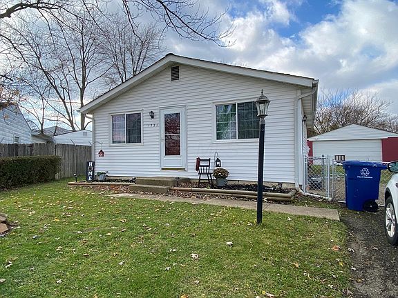 2nd image of 1721 Westwind Ln