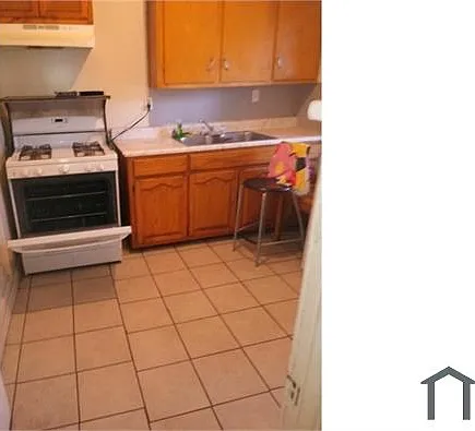 1 bed, $2,172 — Photo 3