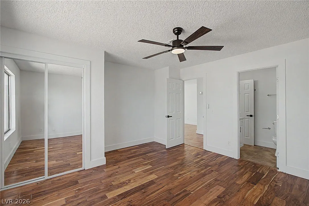 2 bed, 2.0 bath, 1031 sqft, $1,800 — Photo 2