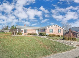 537 Village Dr, Edgewood, KY 41017