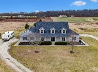 3277 Gearhart Rd, Troy, OH 45373