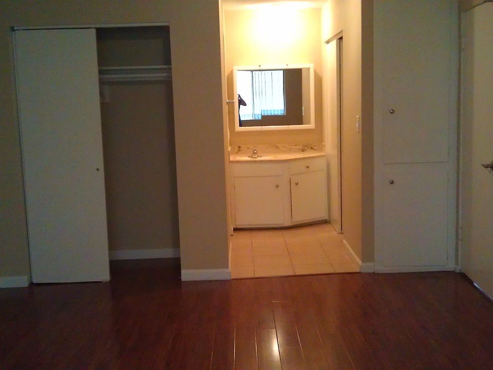 2491333 Apartment Rentals Newhall, CA Zillow