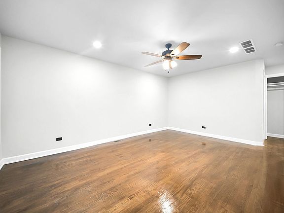 4th image of 6525 S Bell Ave