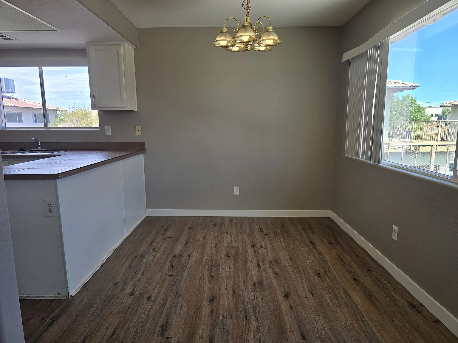 2 bed, 822 sqft, $1,499 — Photo 3