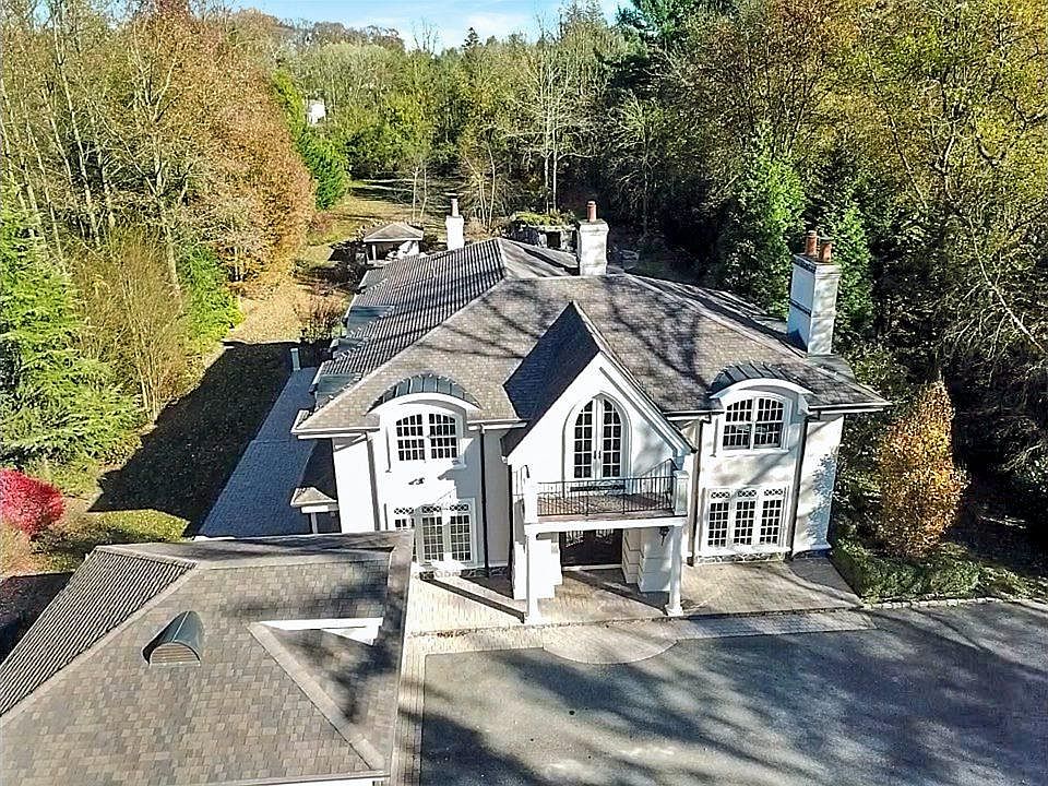 1st image of 57 Hitchcock Ln