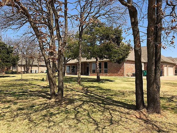3rd image of 10209 Timber Valley Dr