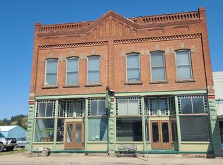 77 N 8th Ave, Elgin, OR 97827