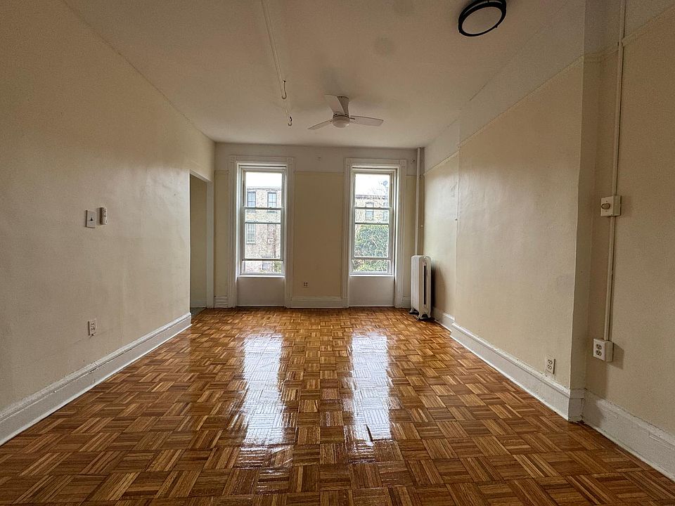 1st image of 526 9th St #3