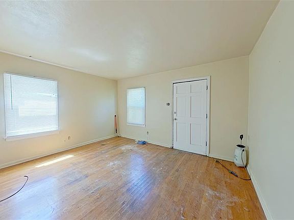 2nd image of 6234 Peurifoy Ave