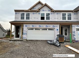 5079 Shepherds Gln, Willoughby, OH 44094