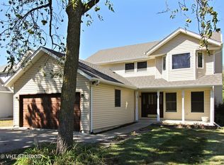 813 Wauconda Rd, Wauconda, IL 60084
