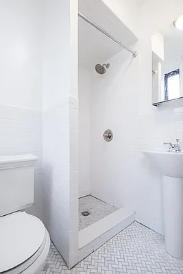 Rented by Keller Williams NYC | media 12