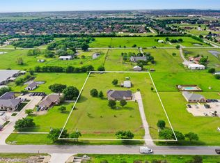 1425 Avondale Haslet Rd, Haslet, TX 76052