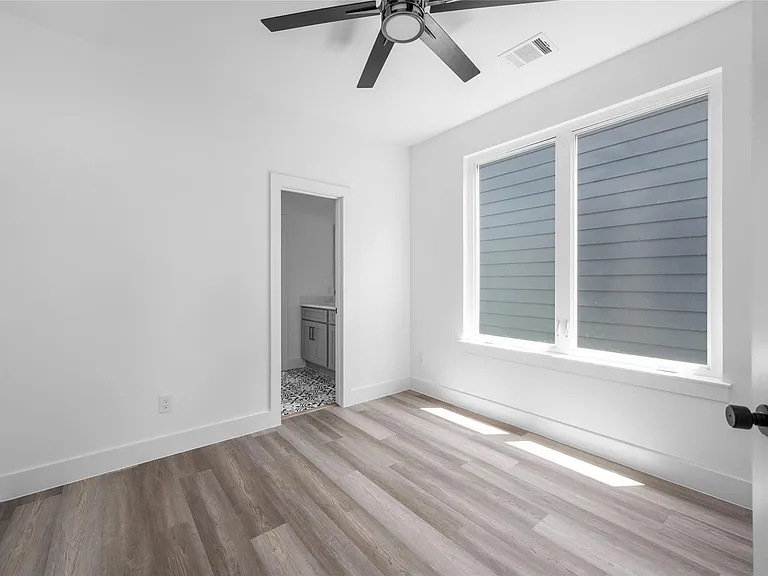 4612 Crown Grove Ln — Photo 26
