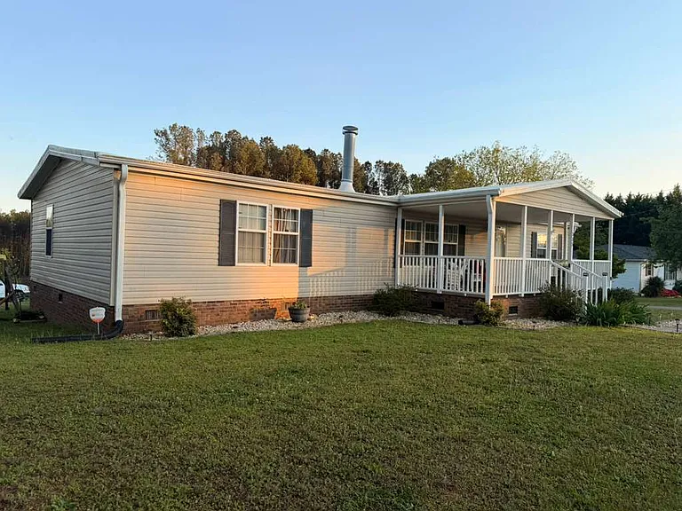 335 Otts Shoals Rd — Photo 3