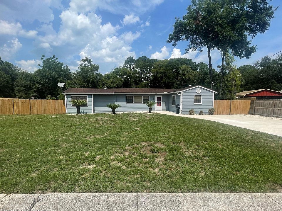 1st image of 2943 Peach Dr