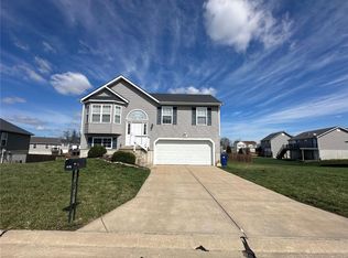 207 Living Water Ct, Pevely, MO 63070