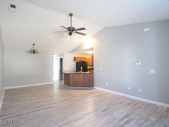 4th image of 118 Sonoma Dr