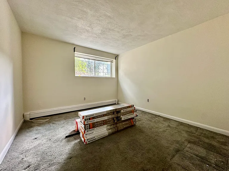 360 Market St #B4 — Photo 9