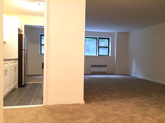 3rd image of 123-40 83rd Ave #01