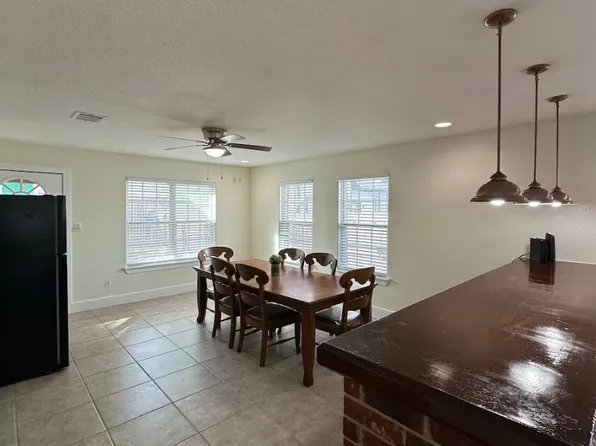 500 Tillery St #A, Austin, TX 78702