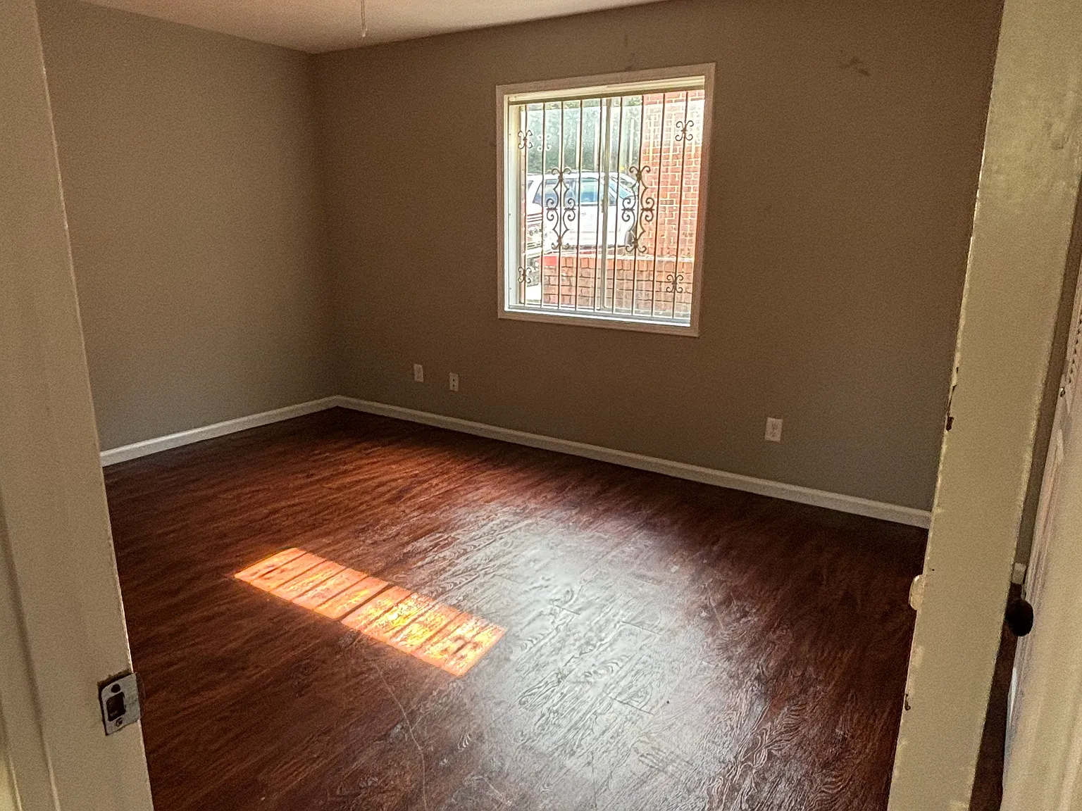 2 bed, 900 sqft, $750 — Photo 4