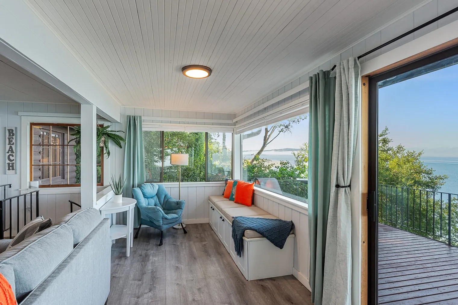 3 bed, 1.0 bath, $7,725 — Photo 1