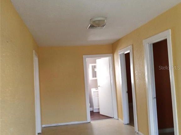 3rd image of 1703 W Sligh Ave