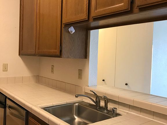 3rd image of 39997 Cedar Blvd Unit 353