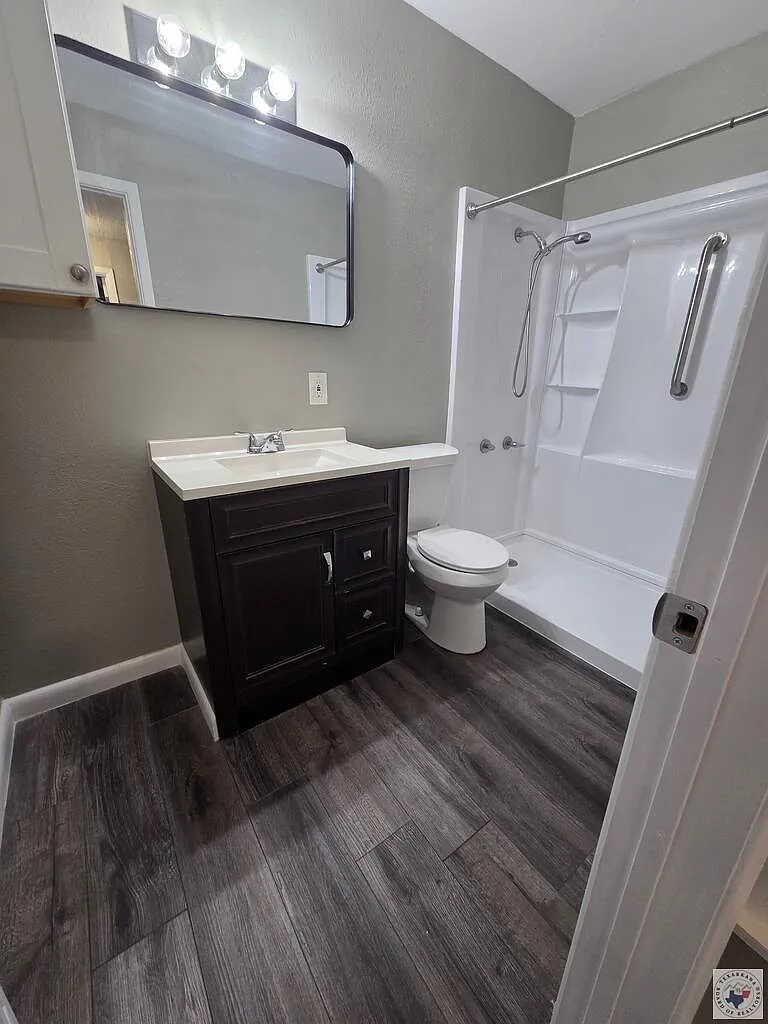 3001 Jefferson Avenue B - 1 — Photo 3