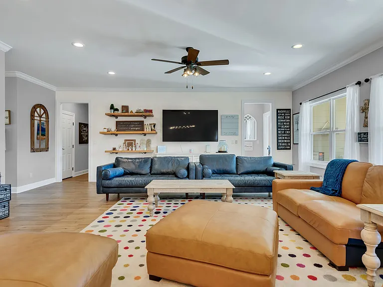 6206 Pettus Rd — Photo 4