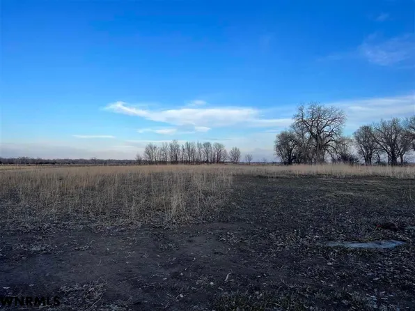 502 Elm St, Bayard, NE 69334