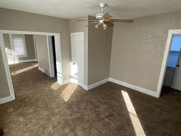 4th image of 2507 S 25th St Unit 1