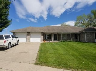 2115 69th St, Windsor Heights, IA 50324
