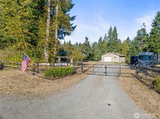 2915 368th St S, Roy, WA 98580
