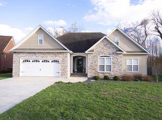 40 Spring Breeze Dr, Tullahoma, TN 37388
