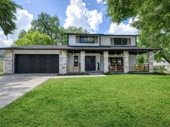 819 Bluegrass Ln, Brandon, FL 33510