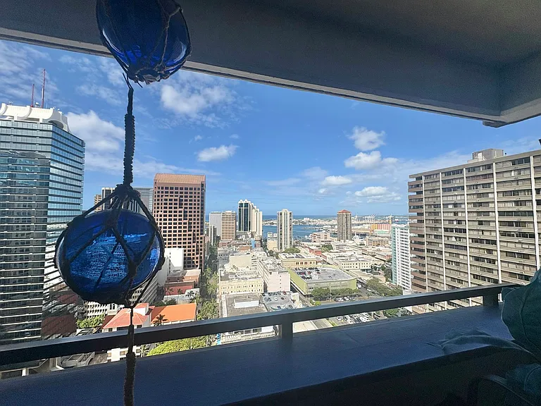 55 S Kukui St — Photo 22