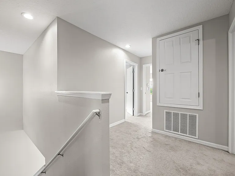 1752 Portcastle Cir — Photo 54