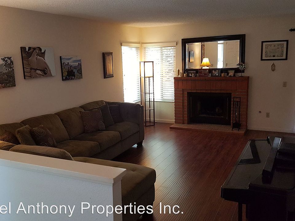 1st image of 385 Windjammer Cir #74