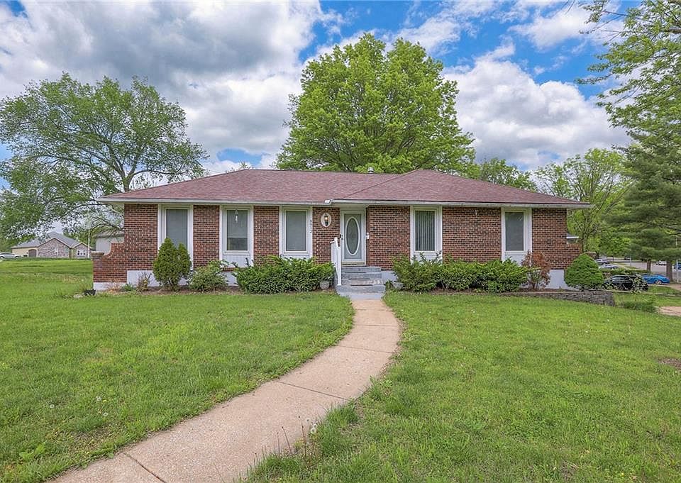 1st image of 8912 Stark Ave