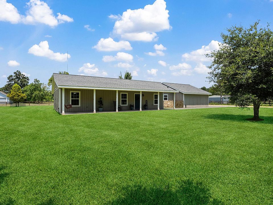 1st image of 28081 Ivy Oaks Ln
