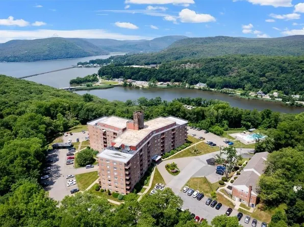 1 Lakeview Drive #PH3, Peekskill, NY 10566