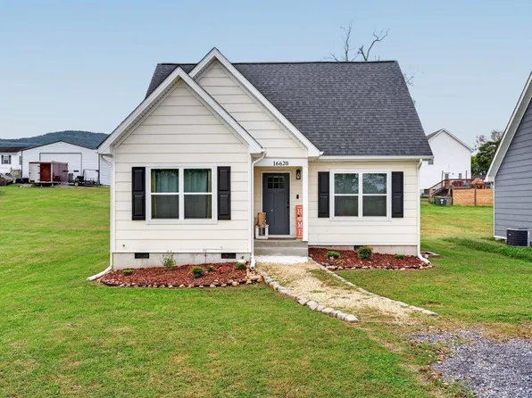 16620 E Spring St, Elkton, VA 22827