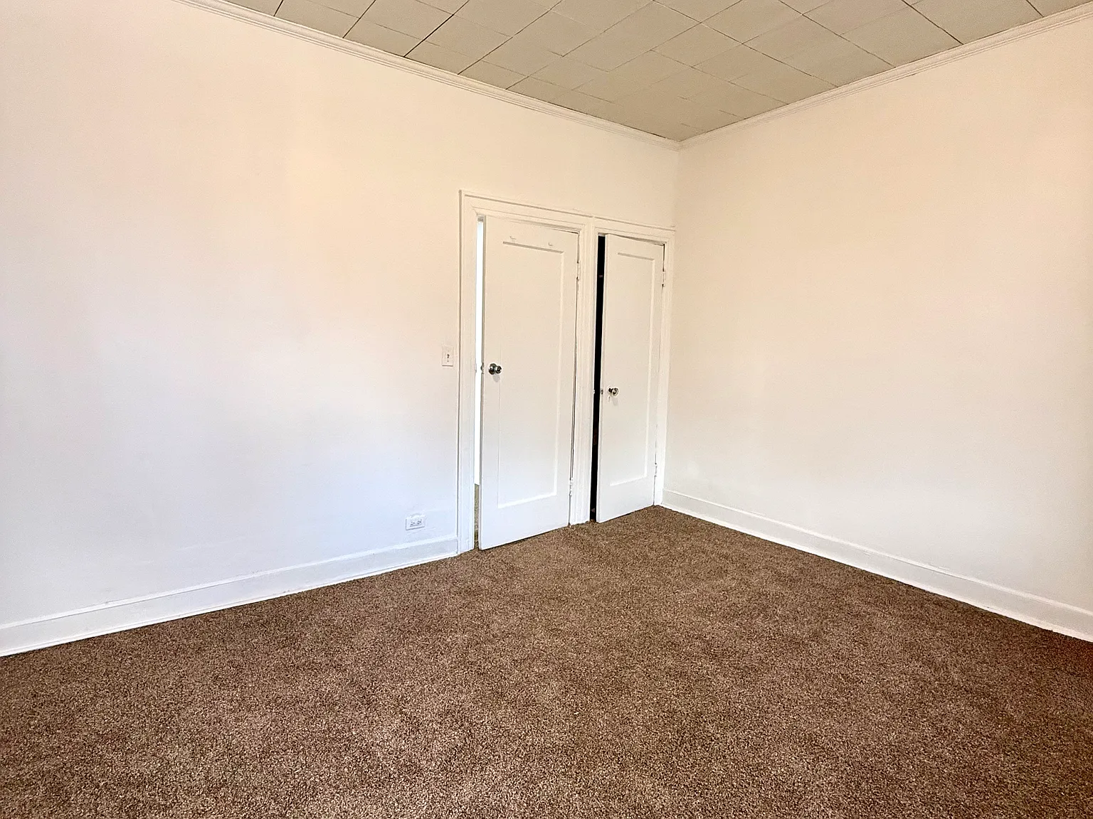1 bed, $2,000 — Photo 2