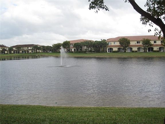 3rd image of 2629 SW 84th Ter #105