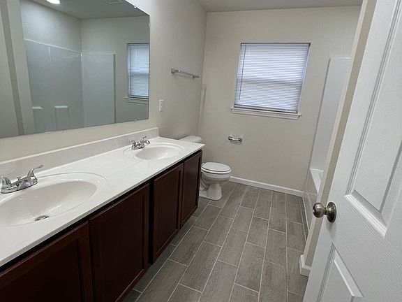 5th image of 11222 Cumberland Gap Dr #0