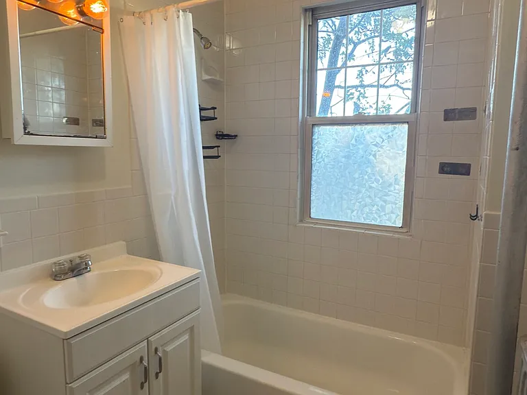 155 Summer St #11R — Photo 11
